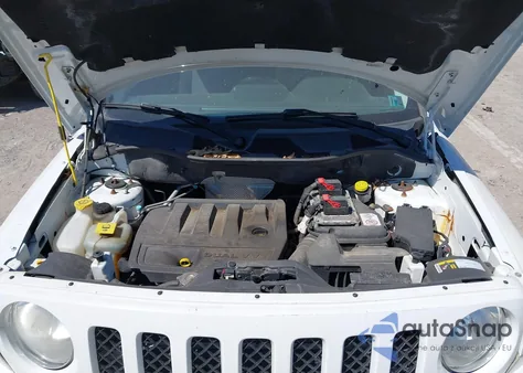 2014 Jeep Patriot Latitude из США, поврежденный, VIN 1C4NJRFB5ED884856